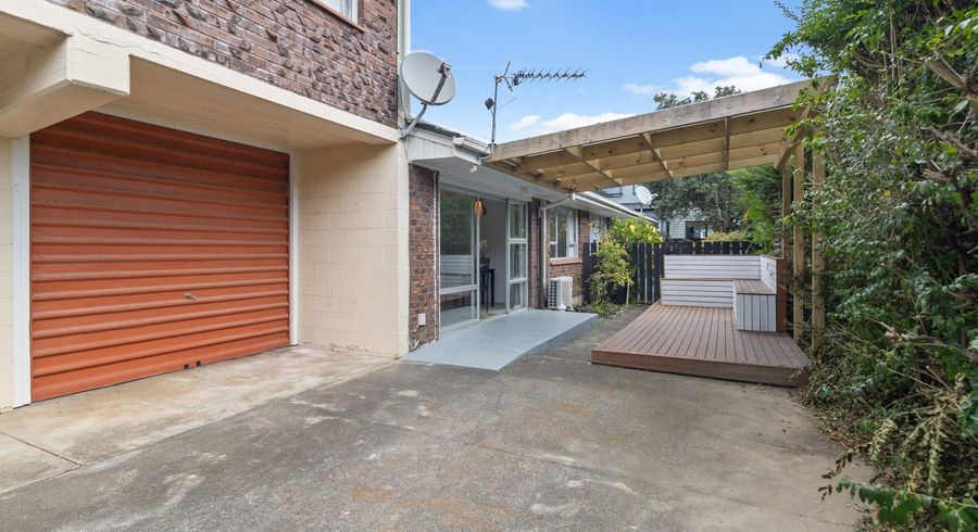  at 2/34 Kitchener Road, Sandringham, Auckland City, Auckland