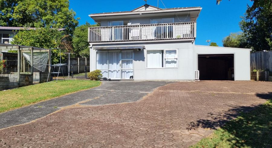  at 156 Lynn Road, Bayview, Auckland