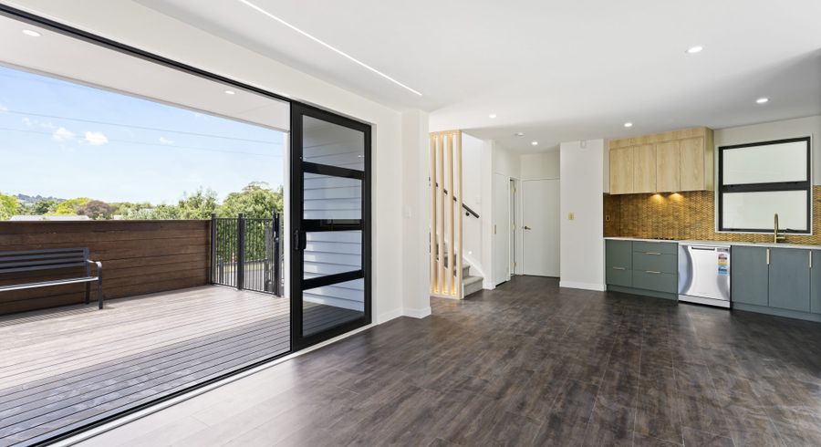  at 67F Stratford Road, Alfriston, Manukau City, Auckland