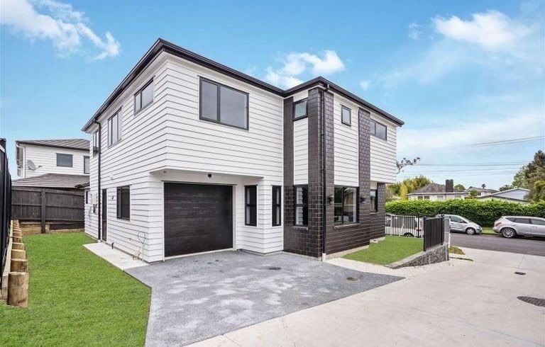  at 18 Calvert Avenue, Mangere East, Manukau City, Auckland