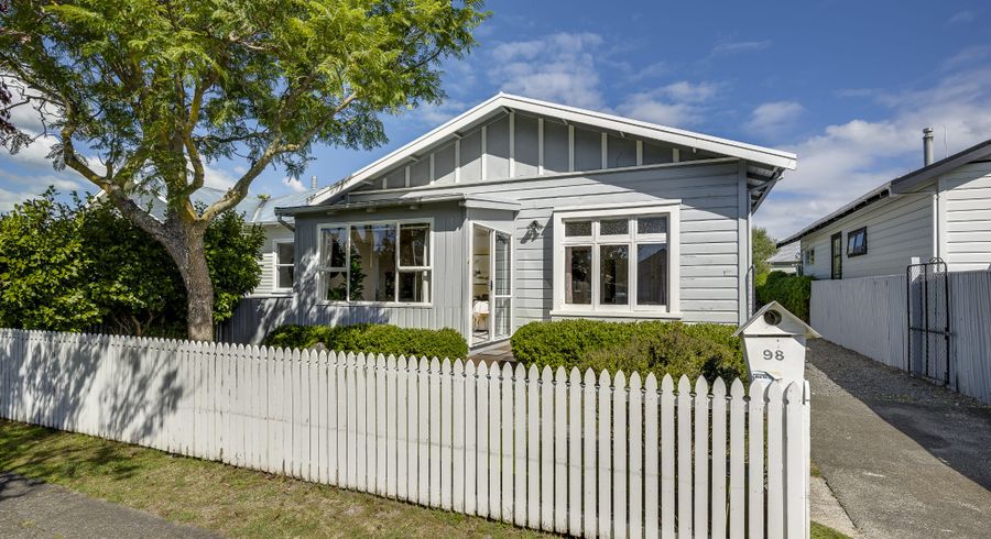  at 98 Vigor Brown Street, Napier South, Napier