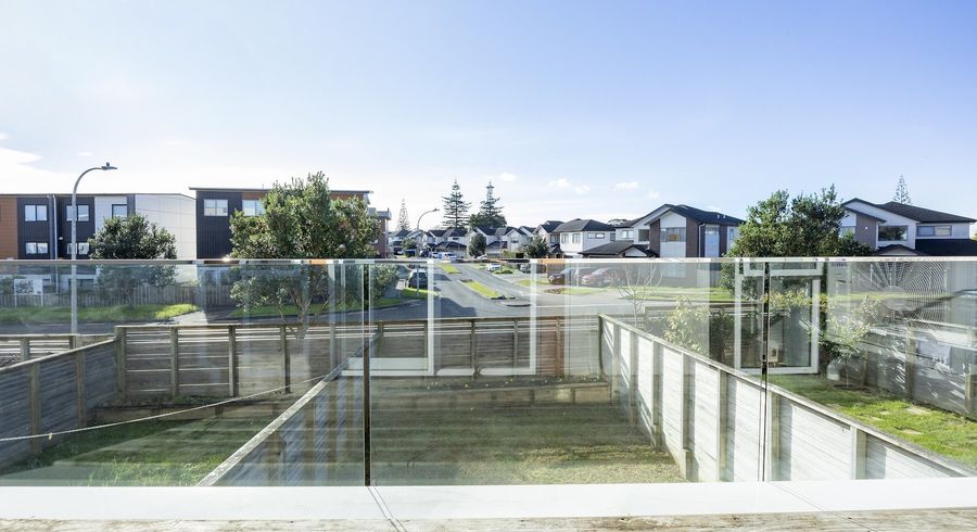  at 101 Bordeaux Parade, Te Atatu South, Waitakere City, Auckland