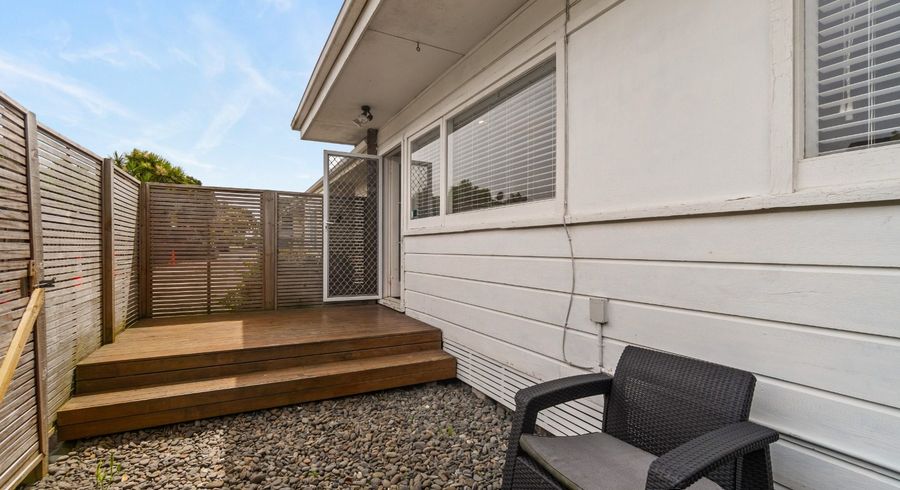  at 3/76 Riversdale Road, Avondale, Auckland City, Auckland
