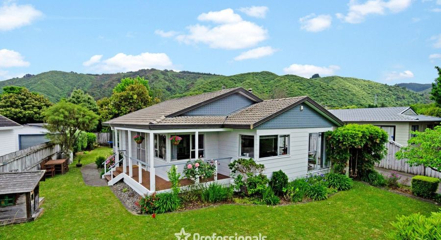  at 7 Delaware Grove, Totara Park, Upper Hutt, Wellington