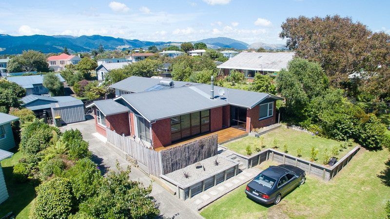  at 16 Percival Road, Paraparaumu Beach, Kapiti Coast, Wellington