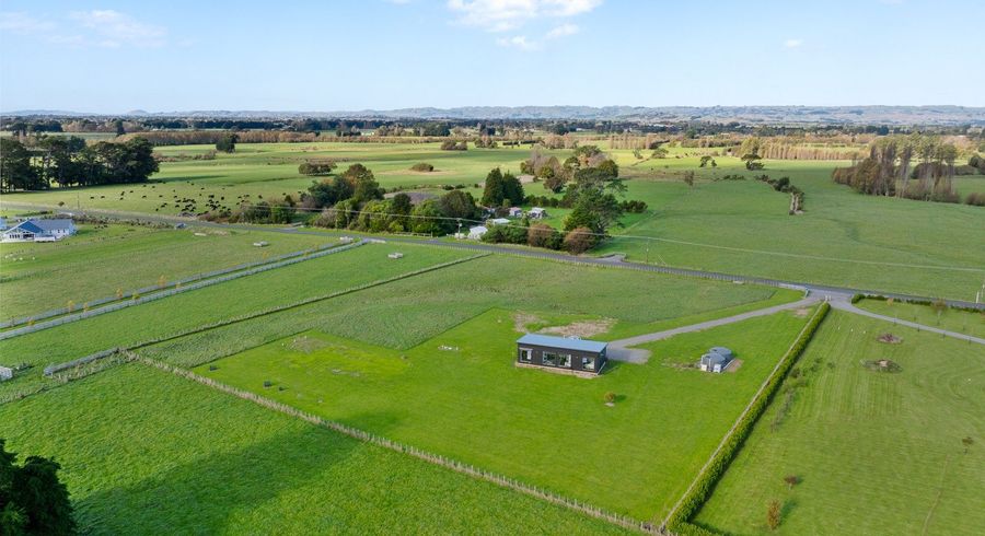  at 98 Thomas Road, Carterton, Carterton, Wellington