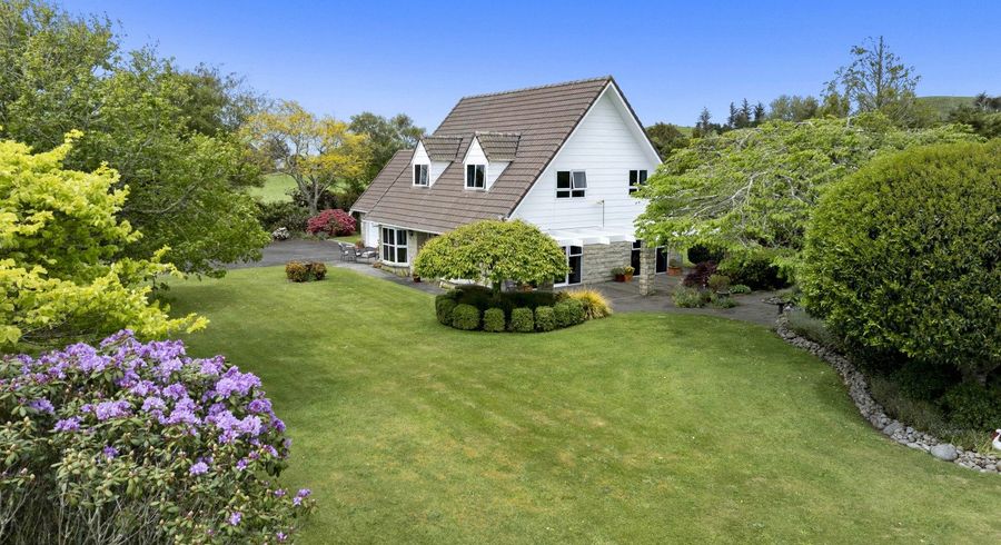  at 136 Bird Road, Bird Road, Stratford