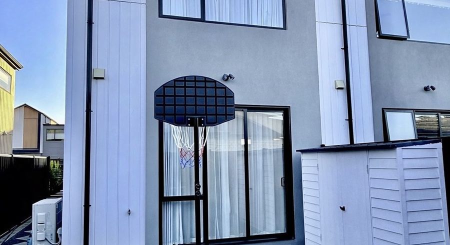  at 19 Balmerino Lane, Wallaceville, Upper Hutt, Wellington