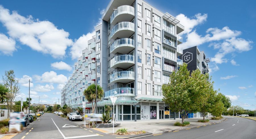  at 103/3 Rose Garden Lane, Albany, North Shore City, Auckland