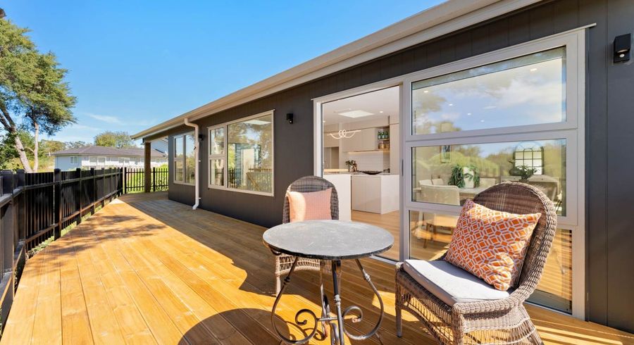  at 41A  Chamberlain Road, Massey, Waitakere City, Auckland