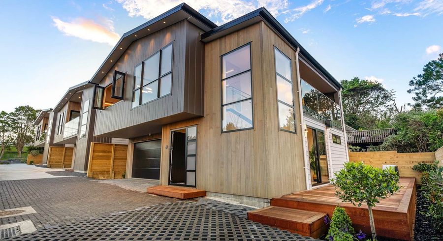  at 437C East Coast Road, Mairangi Bay, North Shore City, Auckland