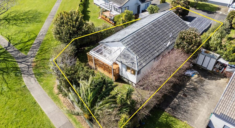  at 1/31 De Quincey Terrace, Highland Park, Manukau City, Auckland