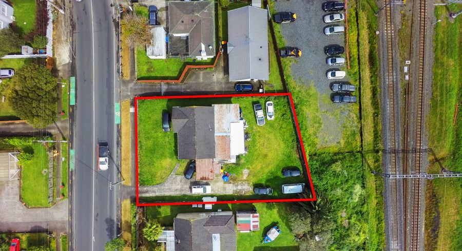  at 18 Cambridge Terrace, Papatoetoe, Auckland