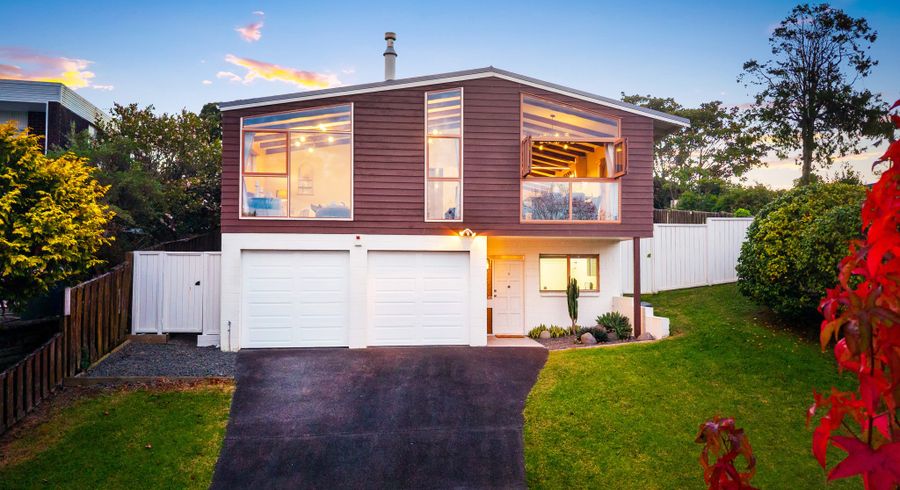  at 30 Meadowvale Avenue, Forrest Hill, North Shore City, Auckland