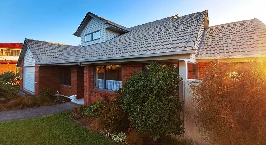  at 18 Sharples place, Somerville, Manukau City, Auckland