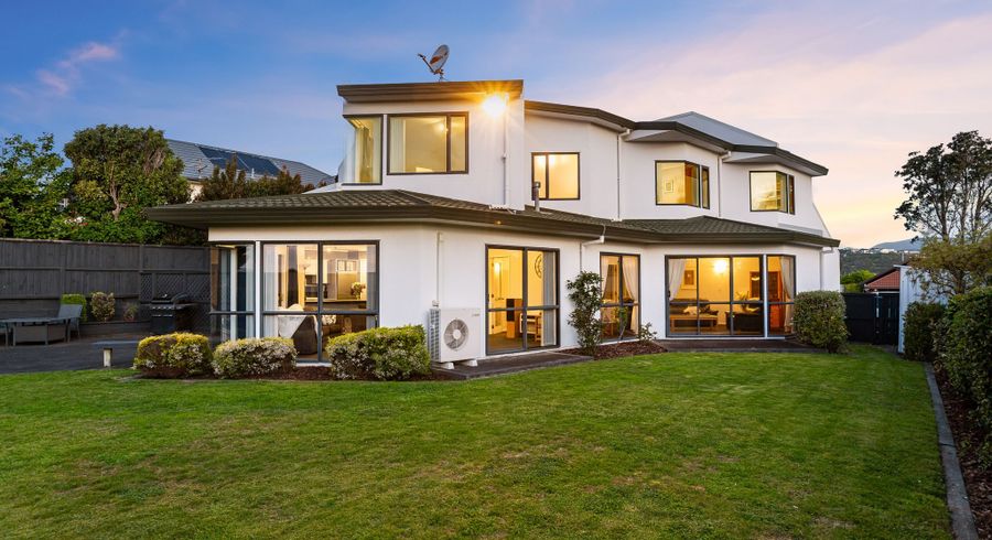  at 21 Joseph Banks Drive, Whitby, Porirua, Wellington