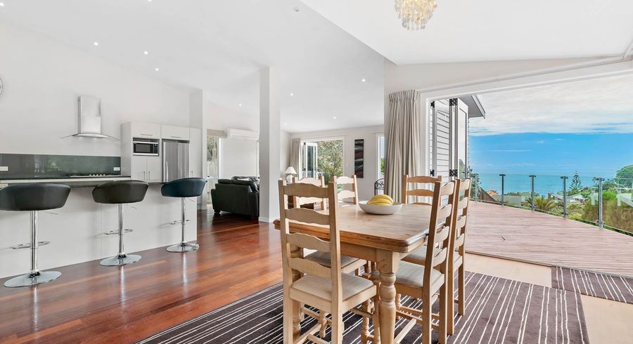 at 7 Whale Cove, Stanmore Bay, Whangaparaoa