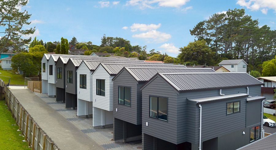  at Lot 1- 4/35 Glenbervie Crescent, Massey, Waitakere City, Auckland