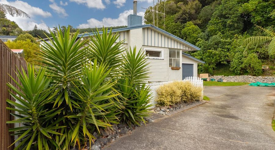  at 40 Pembroke Street, Tawa, Wellington, Wellington