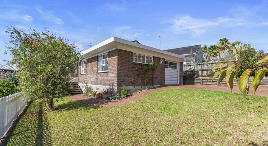  at 33 White Heron Drive, Massey, Waitakere City, Auckland