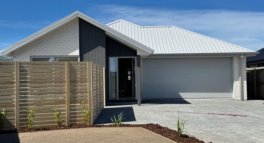  at 24 Paradise way, Halswell, Christchurch City, Canterbury