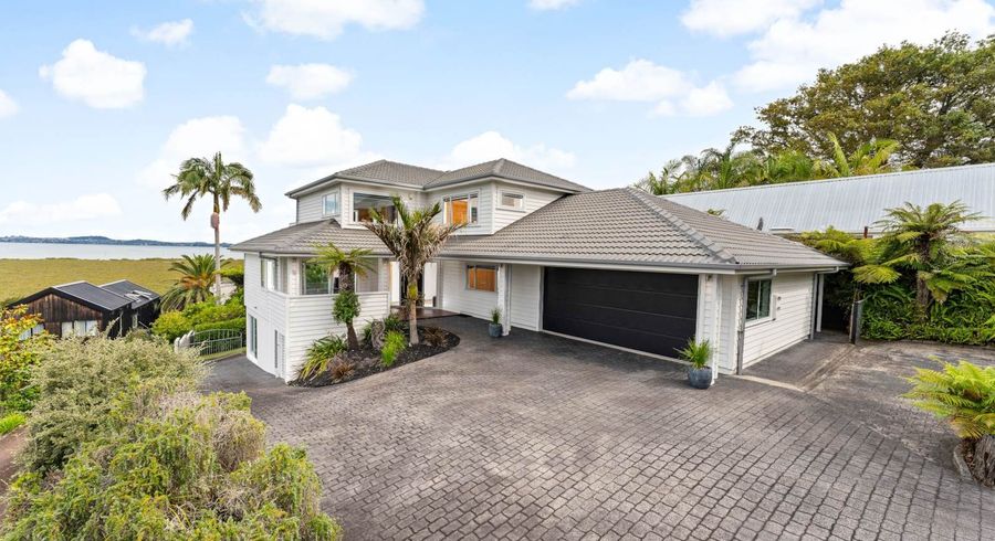  at 29 Oakpark Place, West Harbour, Waitakere City, Auckland