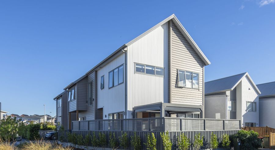  at 4 Hea Road, Hobsonville, Waitakere City, Auckland