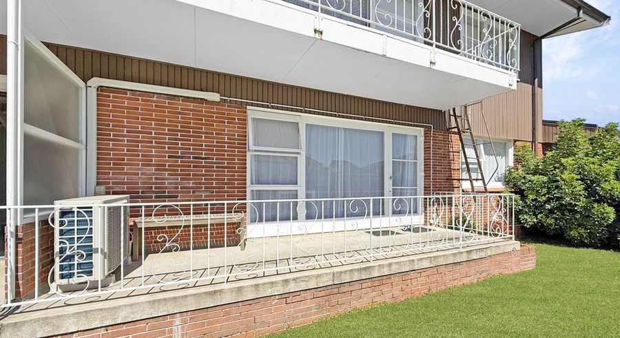  at 2/9 MacMurray Road, Remuera, Auckland City, Auckland