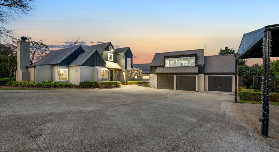  at 281 Point View Drive, Shamrock Park, Manukau City, Auckland