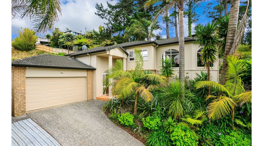  at 9 Falstone Lane, Browns Bay, North Shore City, Auckland
