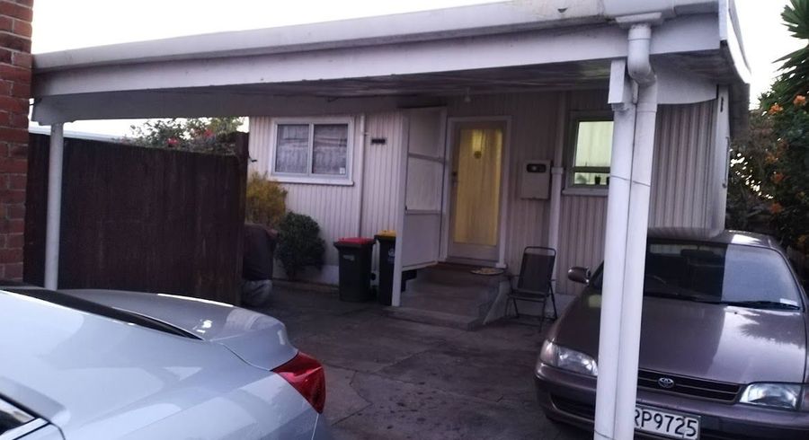  at 2/164 Rangitoto Road, Papatoetoe, Manukau City, Auckland