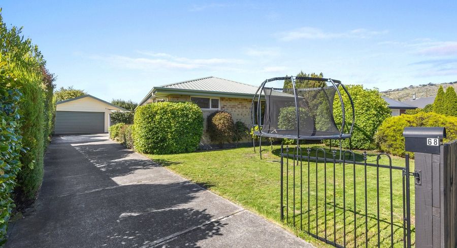 at 68 Mauger Drive, Heathcote, Christchurch City, Canterbury