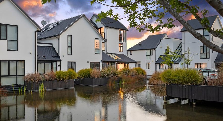  at 7/140 Office Road, Merivale, Christchurch