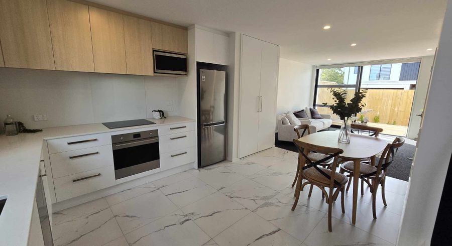  at 2/6 Rotherham Street, Riccarton, Christchurch