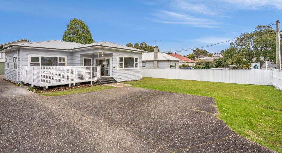  at 1/206 Onewa Road, Birkenhead, North Shore City, Auckland