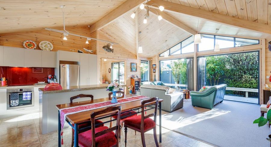  at 33 Ridge Road, Oneroa, Waiheke Island
