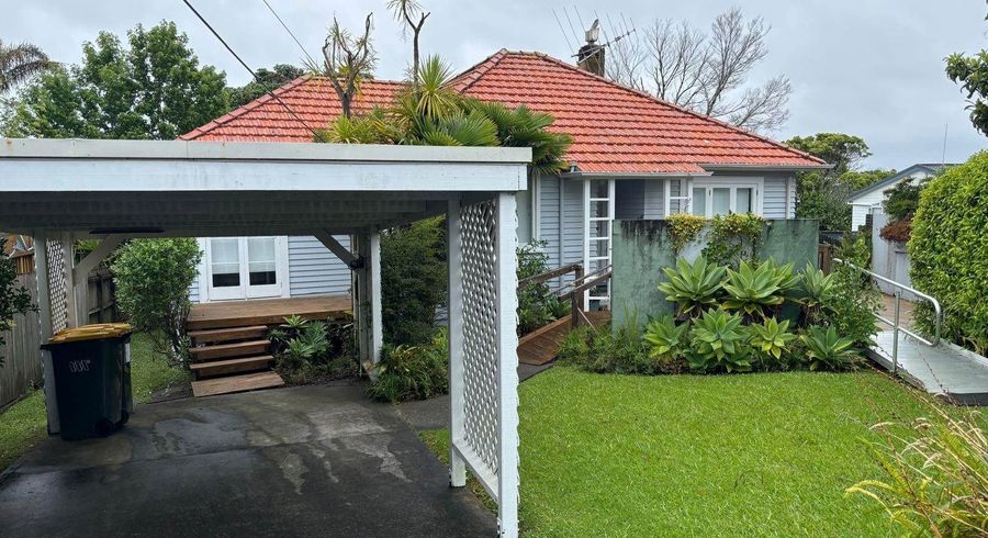 at 29 Fraser Road, Narrow Neck, North Shore City, Auckland