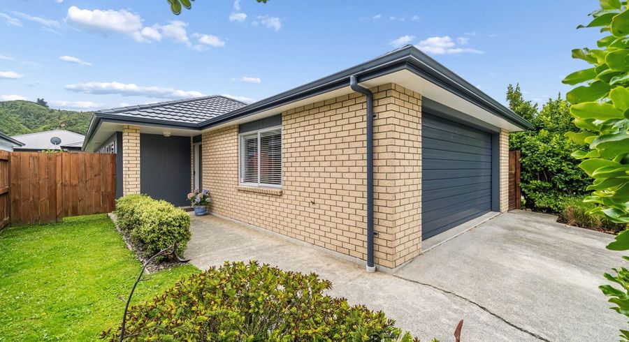  at 98 Farmer Crescent, Taita, Lower Hutt, Wellington