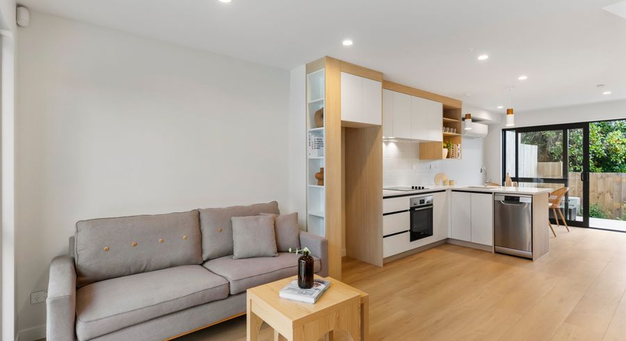  at 72E Weatherly Road, Torbay, North Shore City, Auckland