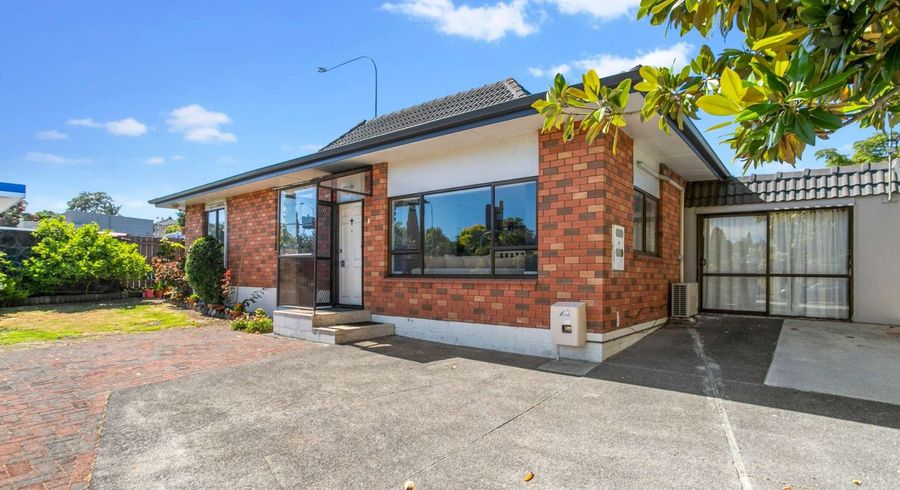  at 2 Wolverton Street, Avondale, Auckland City, Auckland