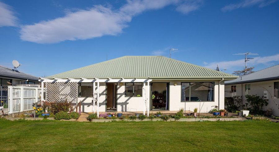  at 21 Hawthorn Way, Richmond