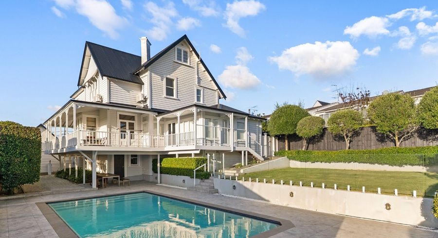  at 62 Bassett Road, Remuera, Auckland City, Auckland