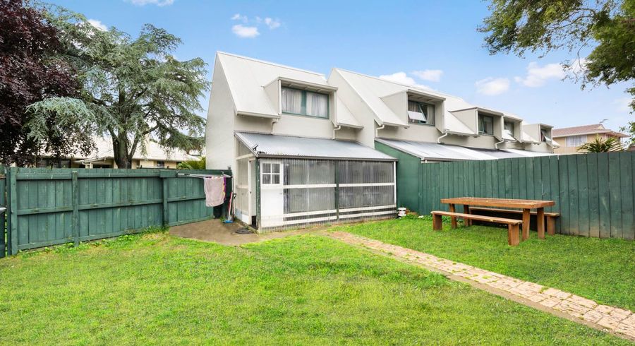  at 5/1 Water Street, Otahuhu, Auckland