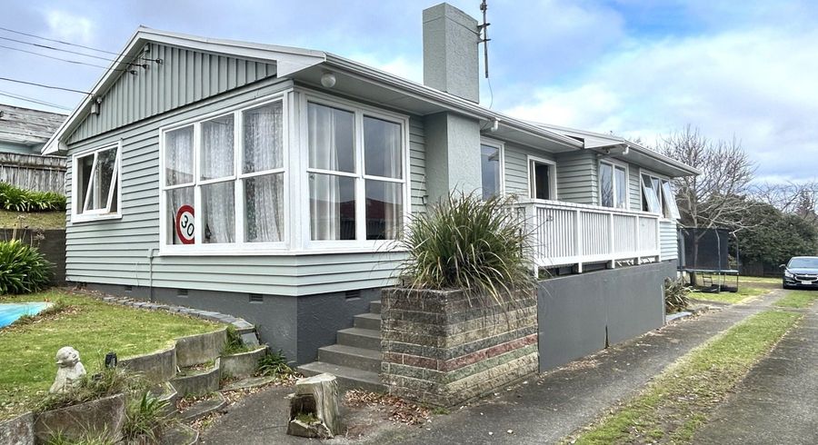 at 48 Raumati Road, Raumati Beach, Kapiti Coast, Wellington