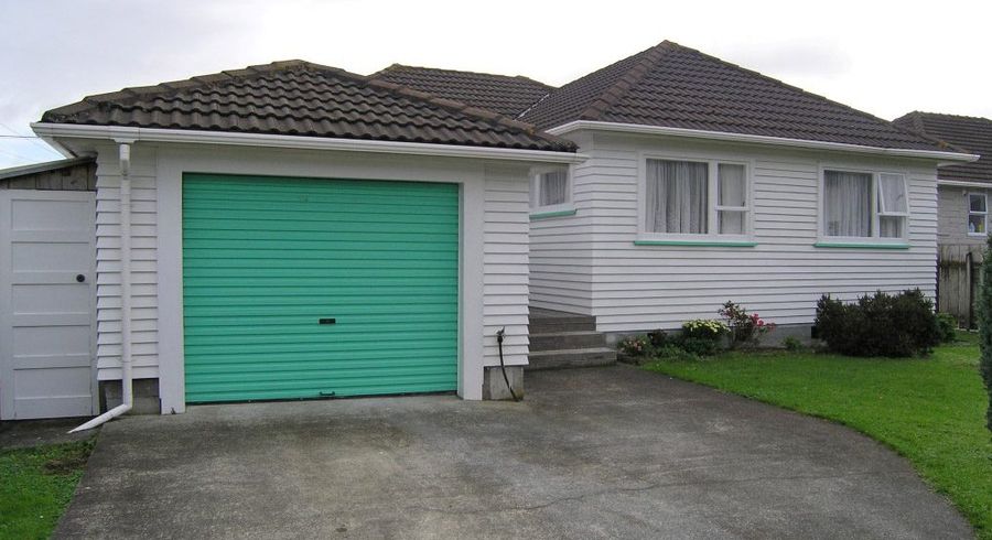  at 27 Atiawa Crescent, Waiwhetu, Lower Hutt, Wellington