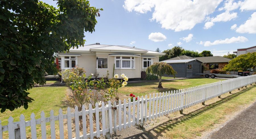  at 11 Darlington Street, Ngatea, Hauraki, Waikato
