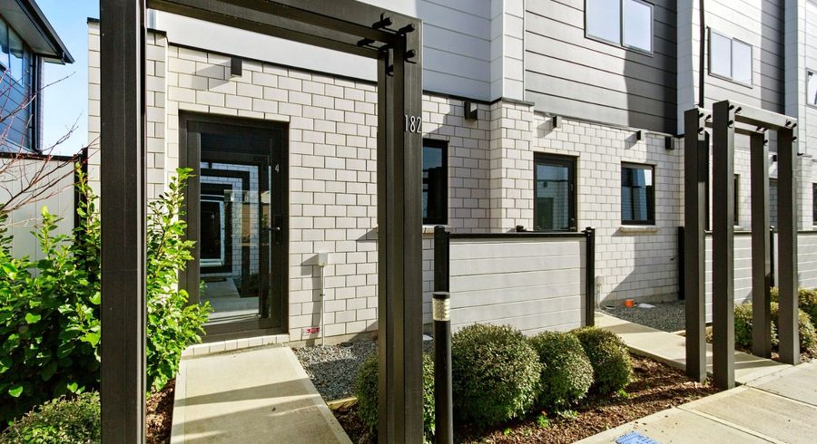 at 4/182 Cambridge Terrace, Fairfield, Lower Hutt, Wellington