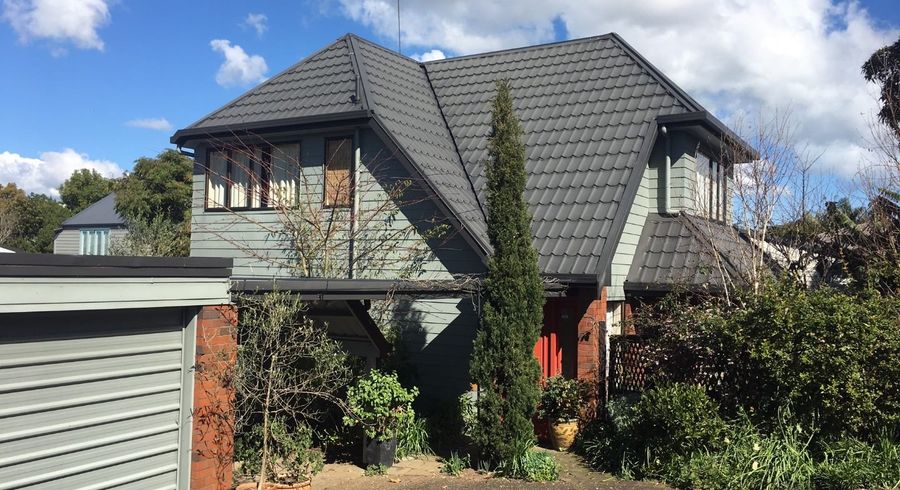  at 1/18 Nolan Road, Greenlane, Auckland