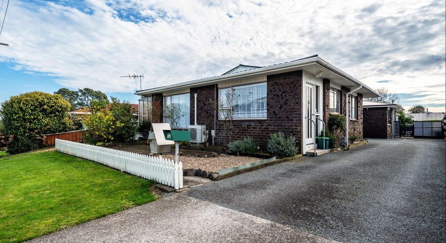  at 5 Union Street, Merrilands, New Plymouth, Taranaki