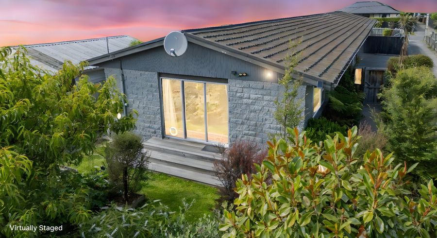  at 2/21 Medway Street, Richmond, Christchurch